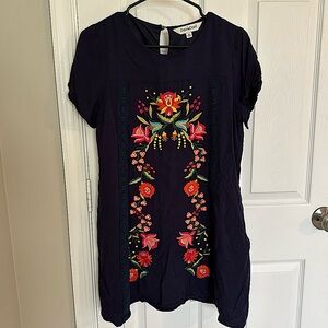 Davi&Dani Medium Boho Floral Embroidered Swing Dress